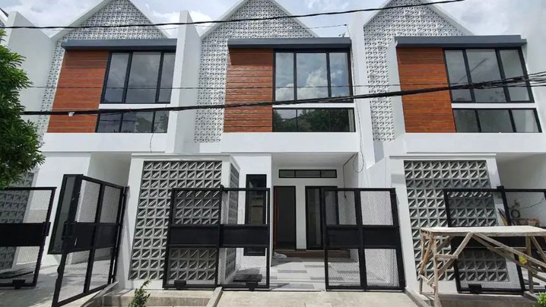 Dijual Rumah Baru Gading Pantai - Kenjeran - Surabaya Timur- Desain Scandinavian Modern 