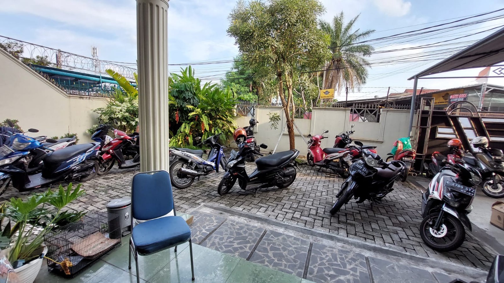 Rumah Murah 2 lantai  Siap Huni,di Kesehatan Bintaro - Jaksel