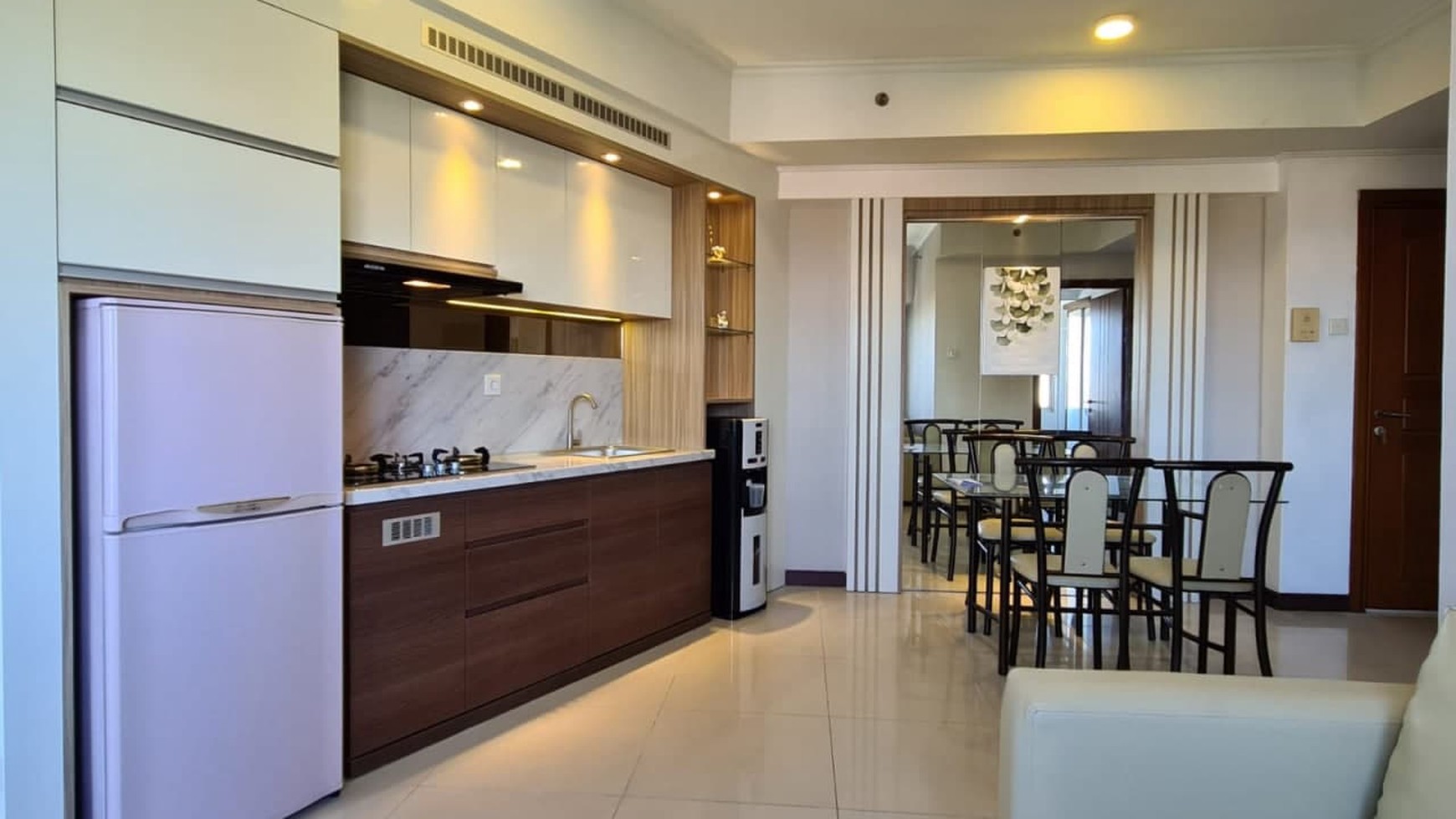 Sewa Apartemen Waterplace Residence Tower C, Lantai Rendah. 