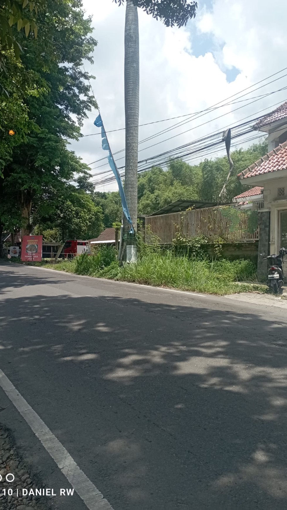 Rumah Hook 2 Lantai Dalam Perumahan Bali Residence Ngemplak Sleman 