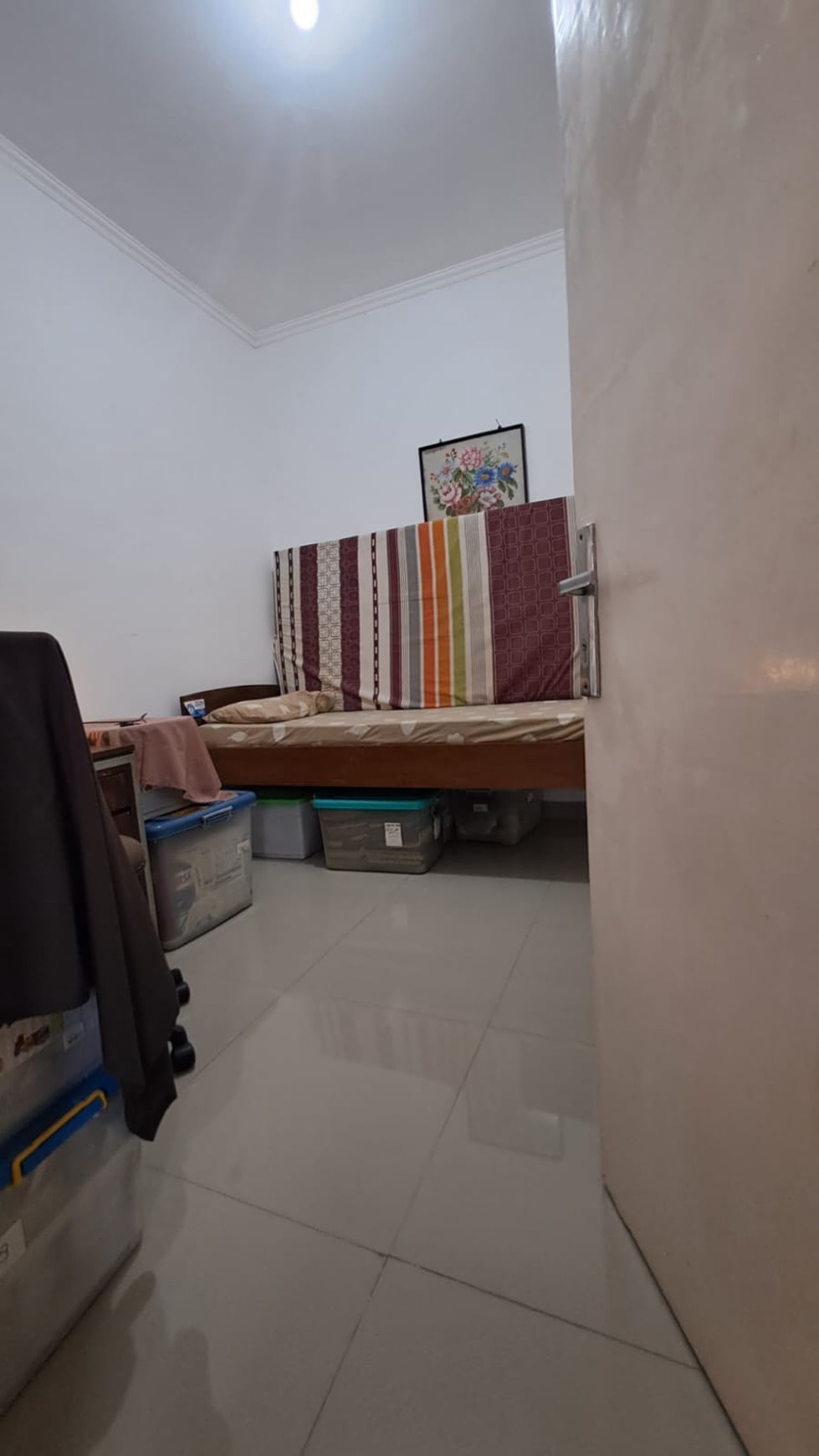 Rumah Siap Huni dalam Perumahan dan Lokasi Strategis @Villa Asean, Pondok Cabe