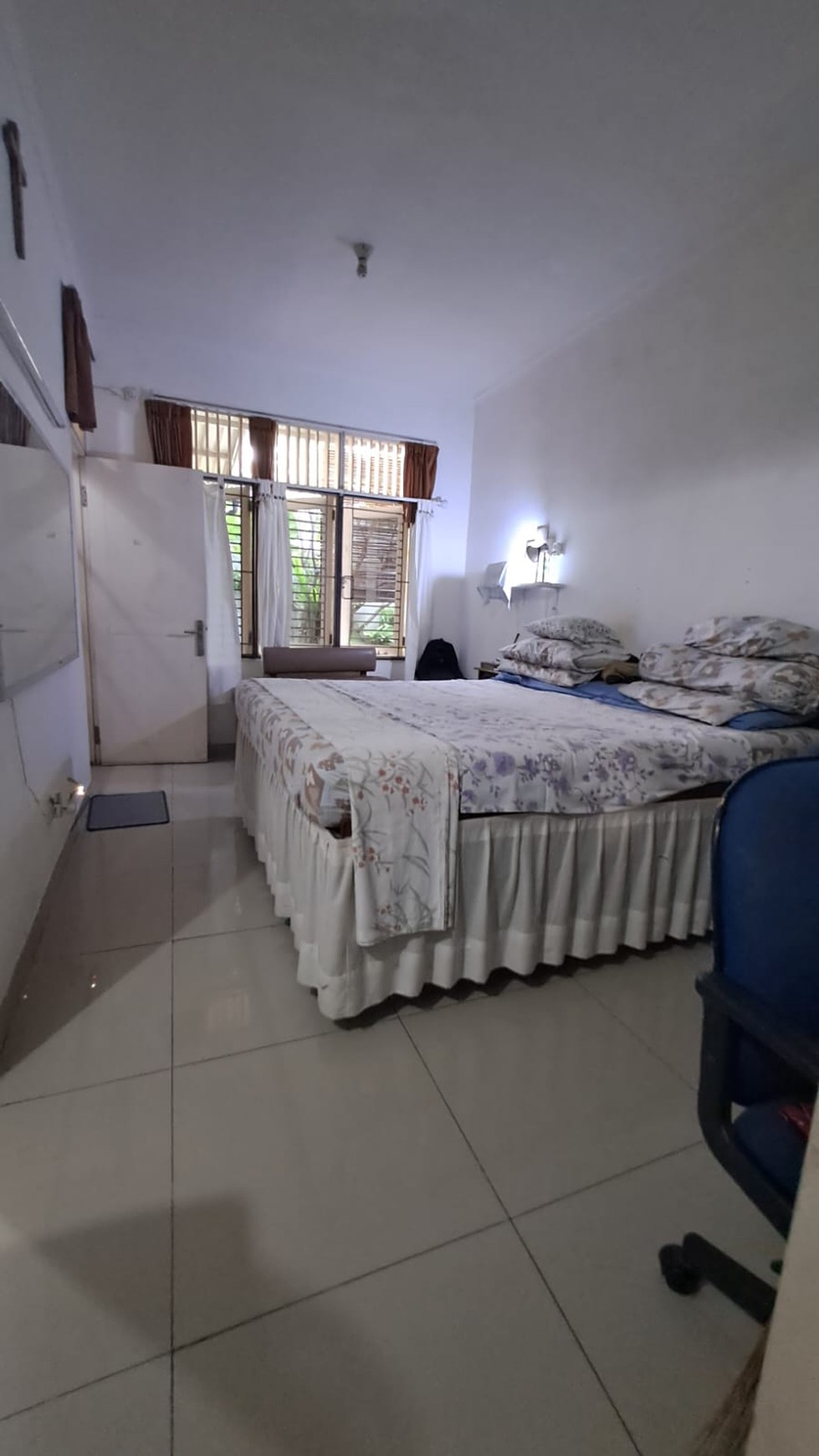 Rumah Siap Huni dalam Perumahan dan Lokasi Strategis @Villa Asean, Pondok Cabe
