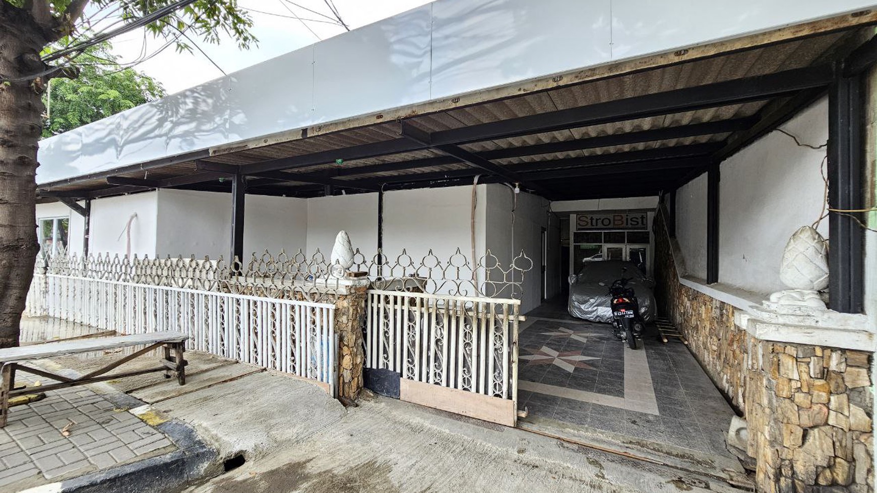 Dijual Rumah Hook Strategis di Gudang Peluru Cocok Untuk Usaha Tebet Jakarta Selatan