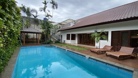 Beautiful and modern house at kemang , jakarta selatan