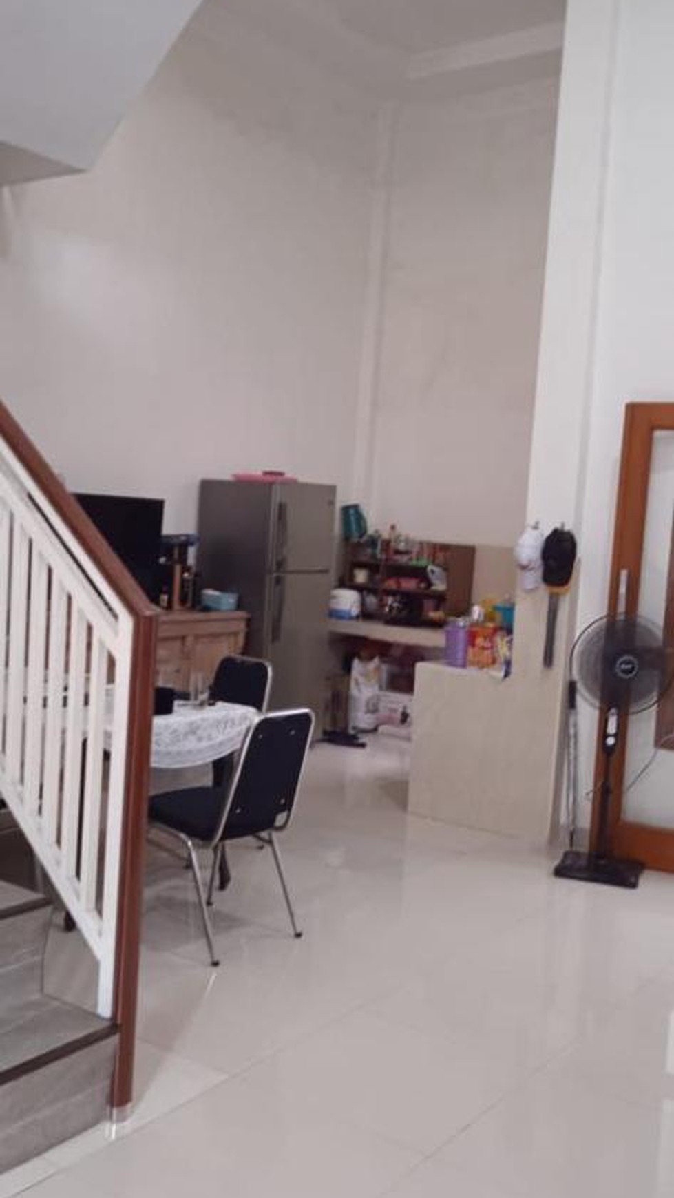 Rumah 2 lantai Fully Furnish siap huni dekat ke kelapa Gading di Semper