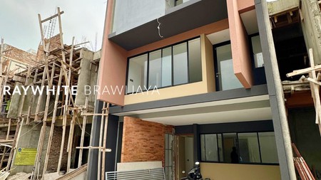 Brand New Townhouse On Progress Area Simatupang