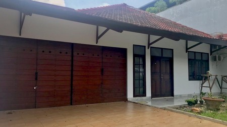 Rumah Lokasi Strategis dan Siap Huni di Kebayoran Baru, Jakarta Selatan