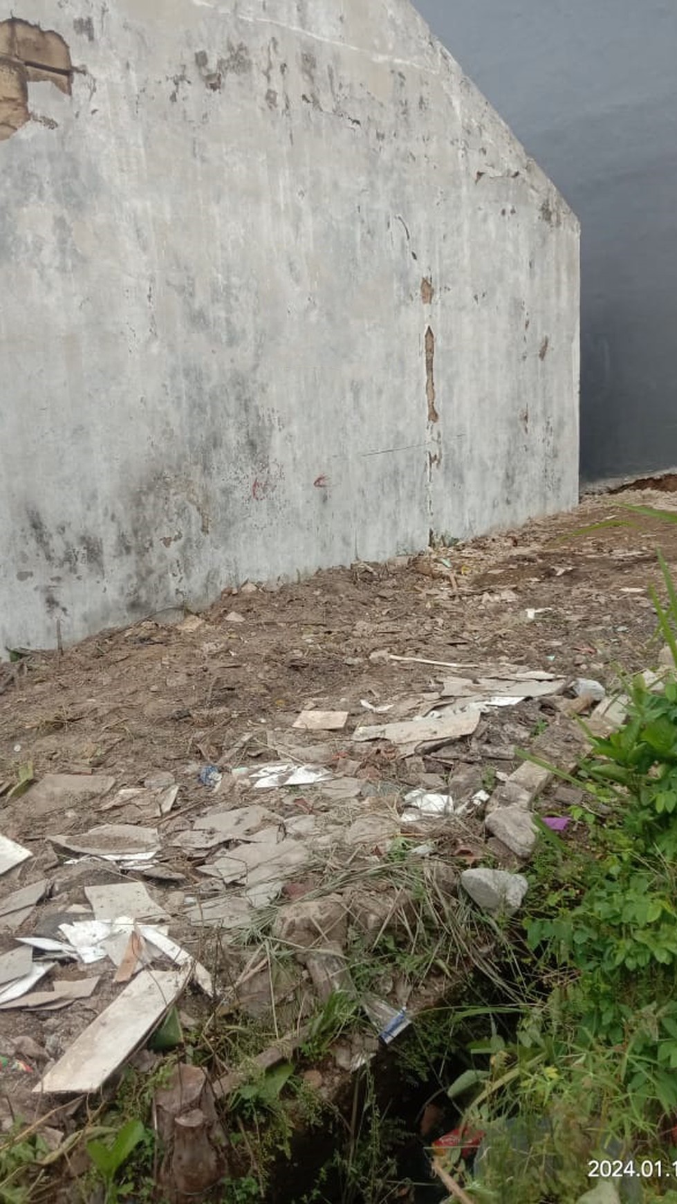 Rumah Murah Posisi Hook dalam Perumahan Cengkong Sari Indah, Karawang