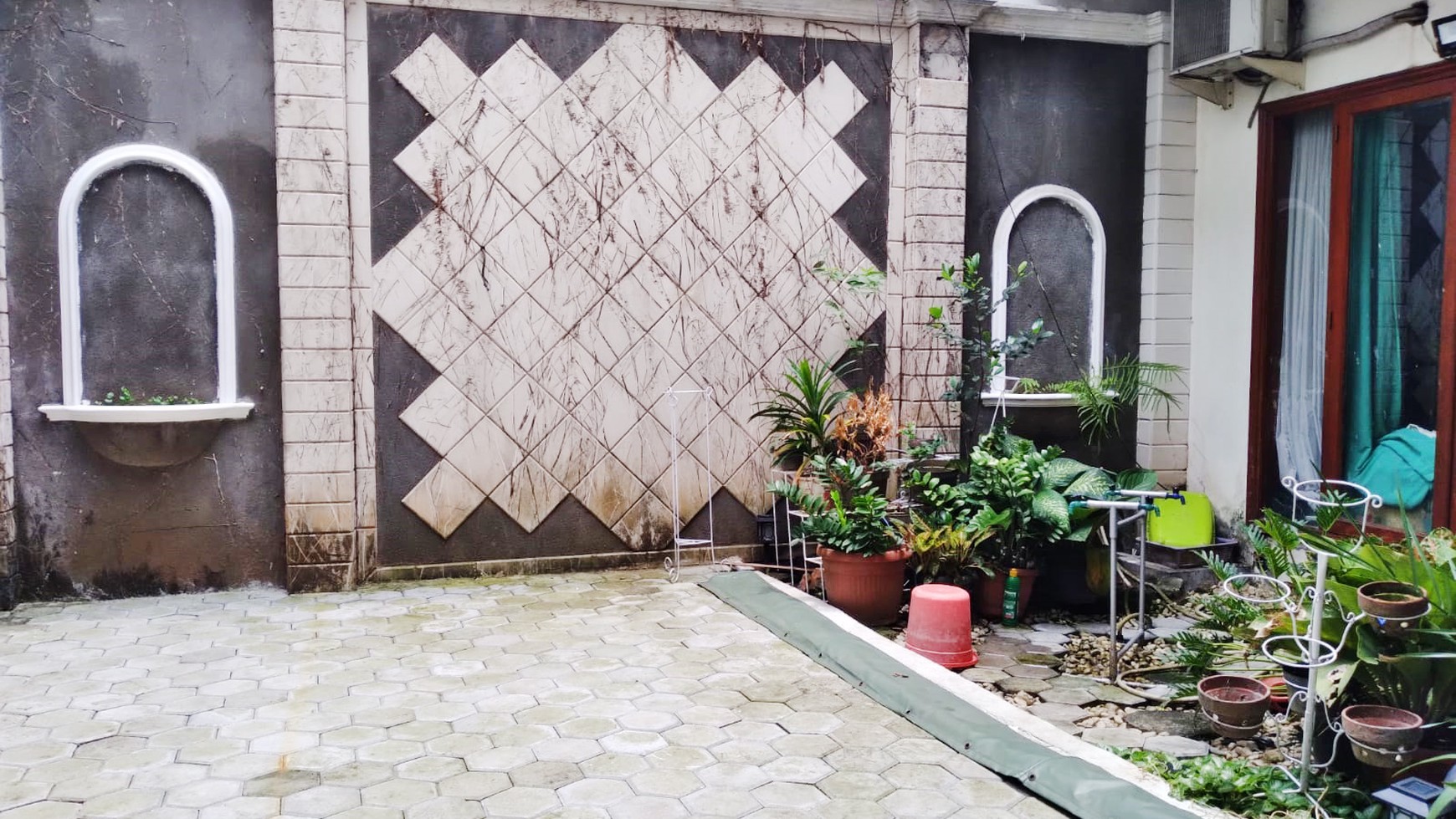 Rumah Bagus Di Jl Gandaria Jakarta Selatan