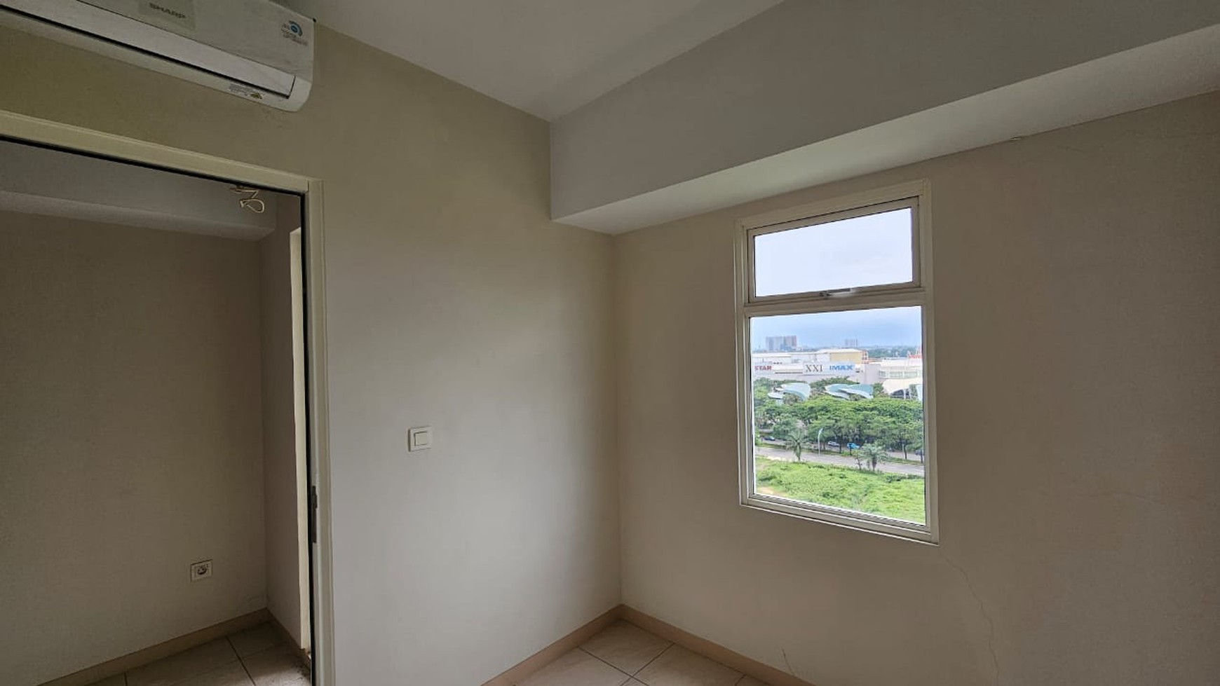 Apartemen 2 BR Jual rugi di Springlake, Bekasi