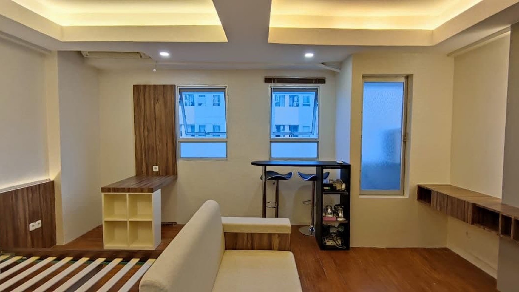 Disewakan Apartemen Puncak Permai Baru Renovasi, Lux Interior