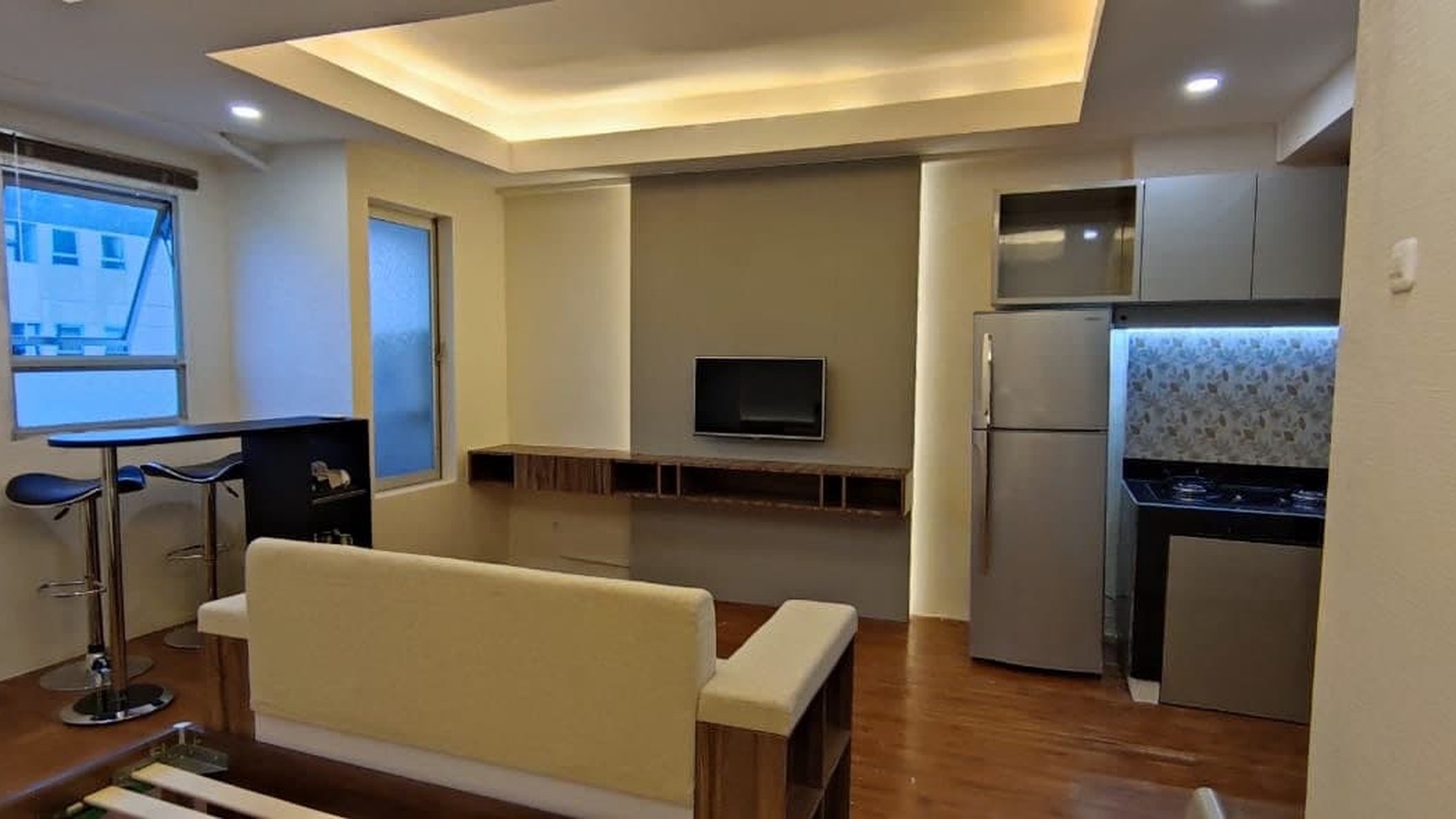 Disewakan Apartemen Puncak Permai Baru Renovasi, Lux Interior