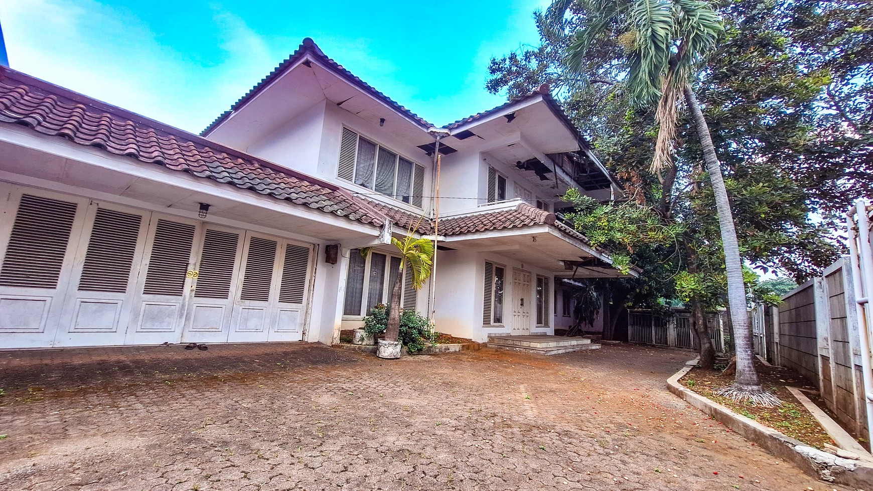 Jual Cepat Rumah Kemang Selatan, Lokasi Strategis cocok untuk Ruko