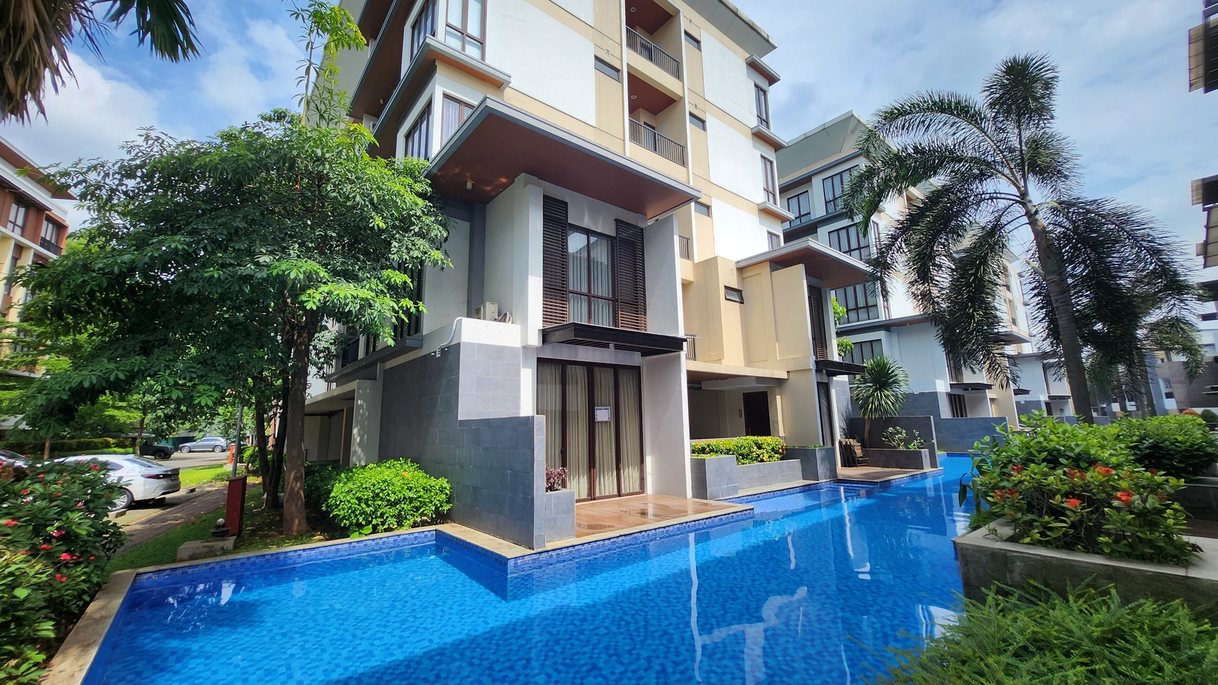 Unit Terbatas Apartemen Asatti Tower Agate Blue unit Loft, Vanya Park BSD