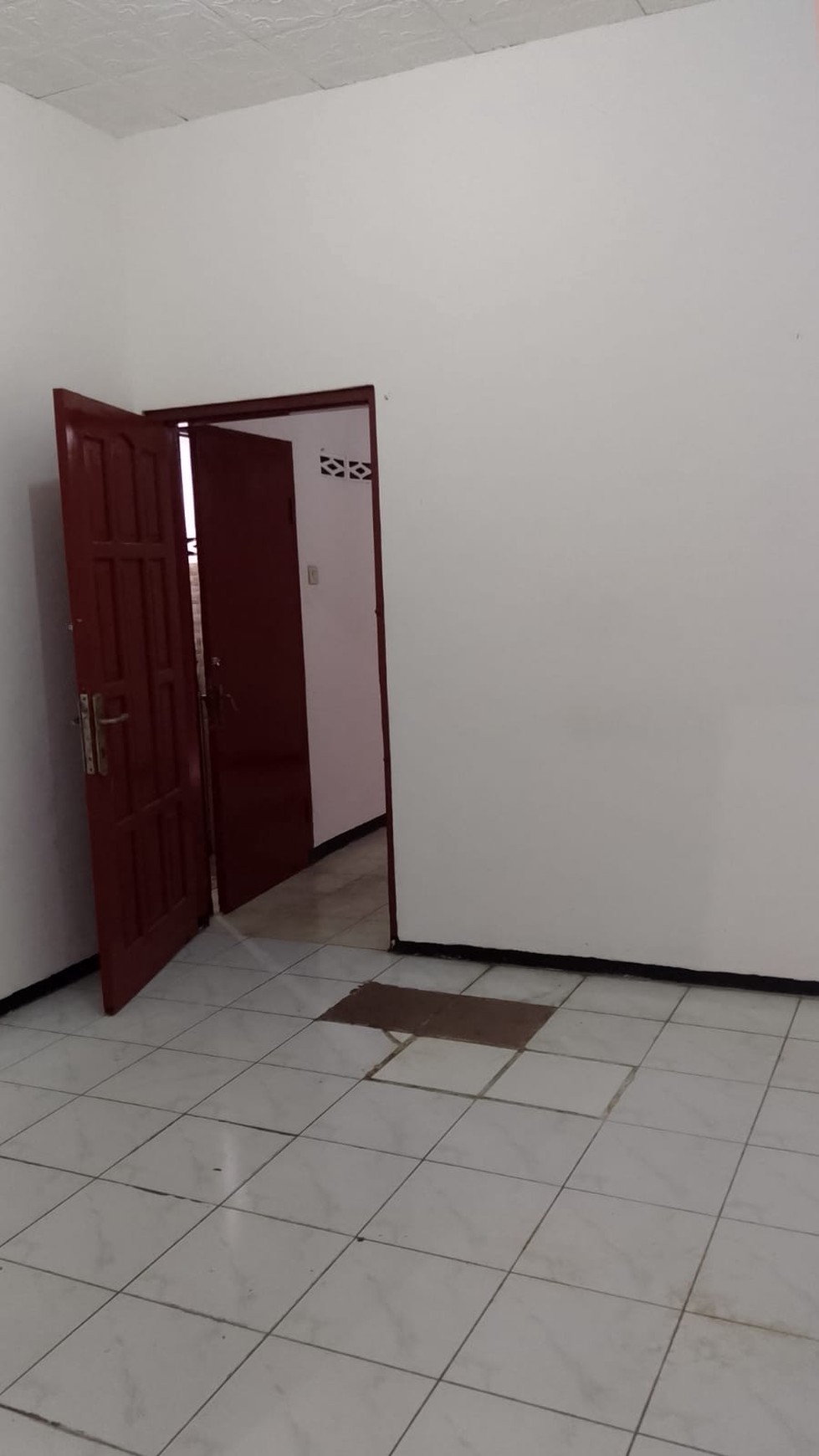 RUMAH ASRI PAKIS TIRTOSARI PUSAT KOTA SURABAYA