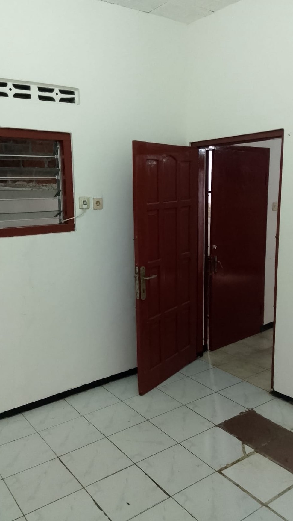 RUMAH ASRI PAKIS TIRTOSARI PUSAT KOTA SURABAYA