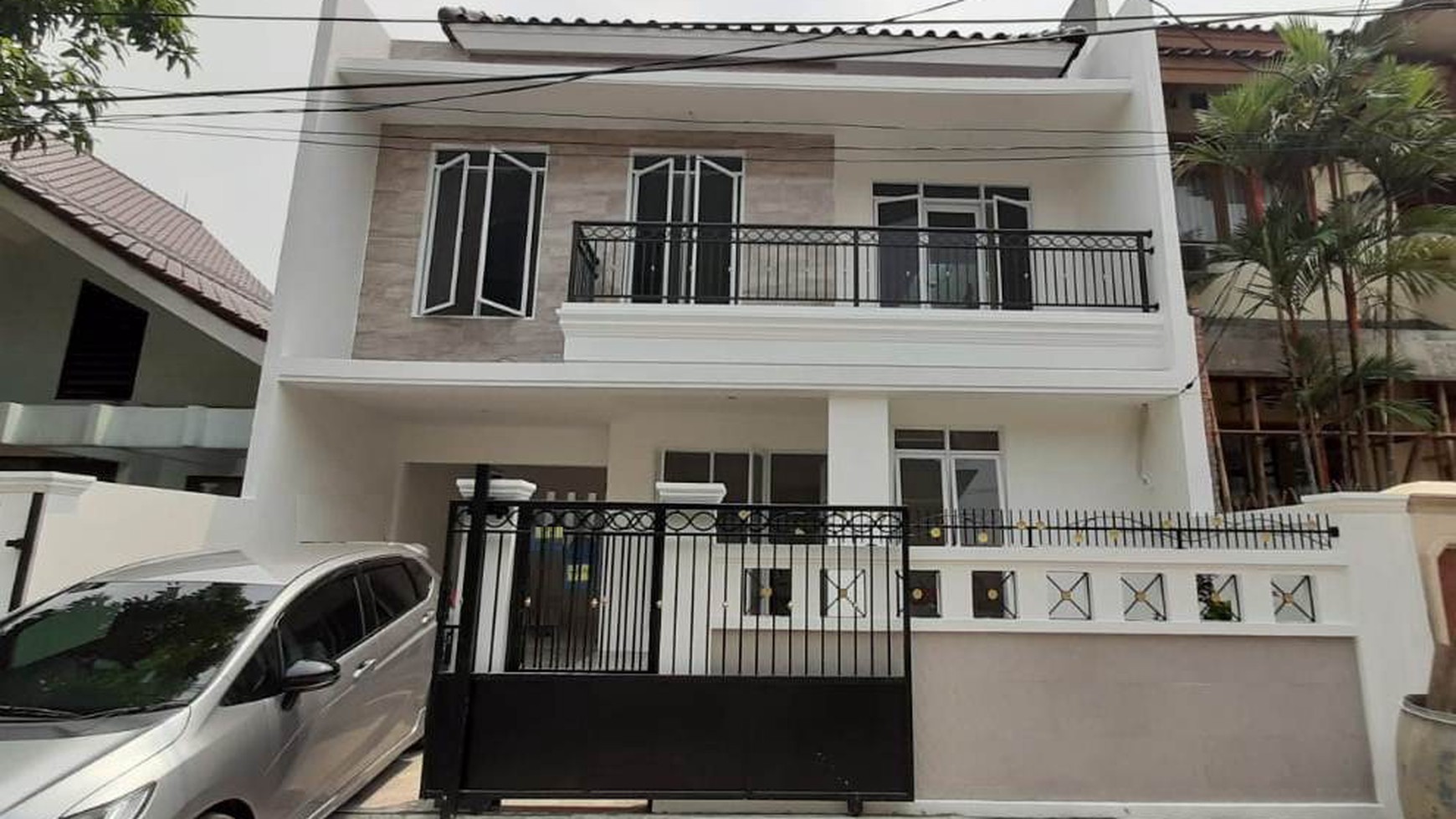 RUMAH MINIMALIS CANTIK HARGA BAGUS DI SEKTOR 2 BINTARO JAYA