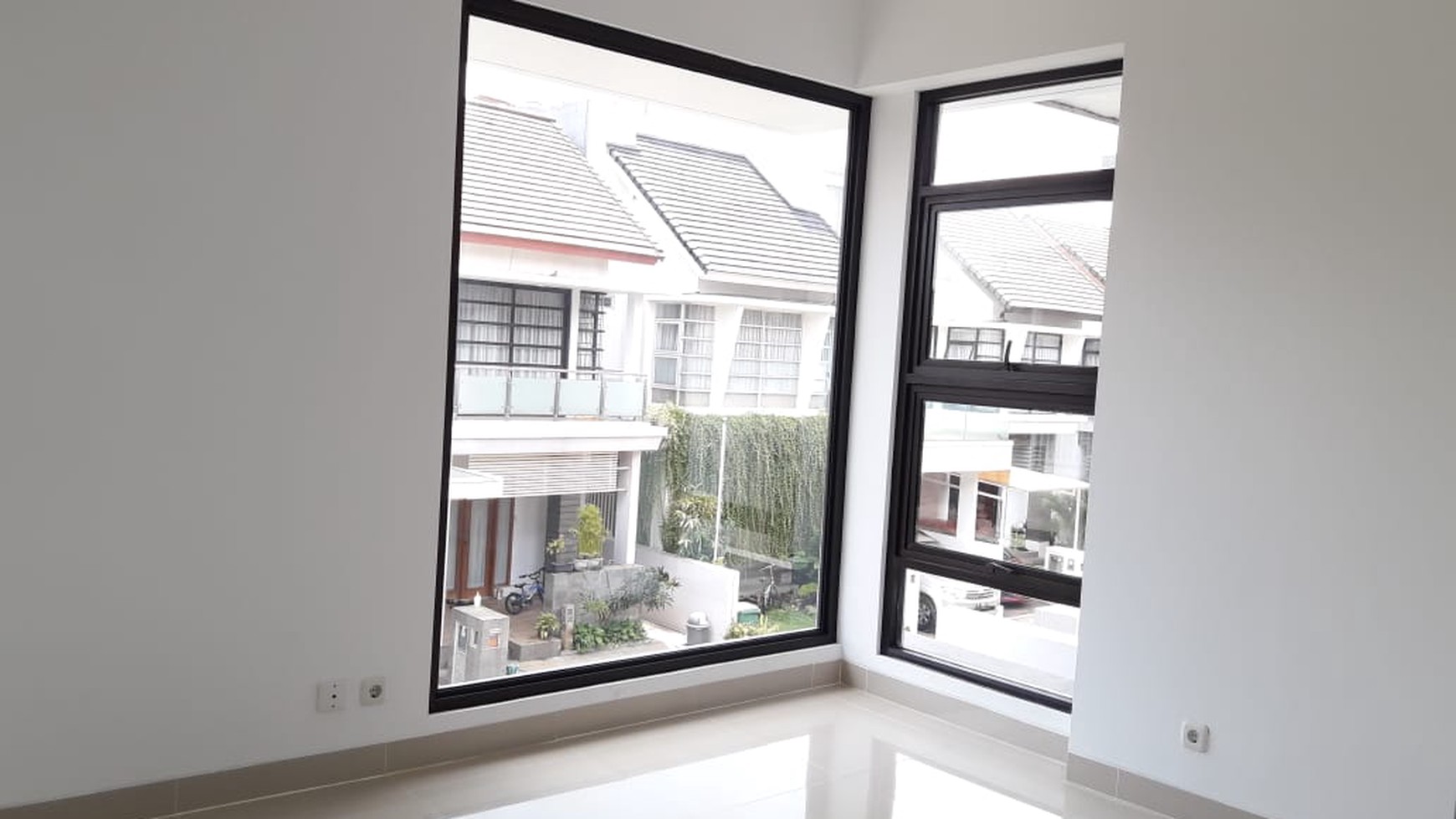 Rumah Minimalis Brand New Dalam Cluster Harga Bagus di Sektor 9 Bintaro Jaya 