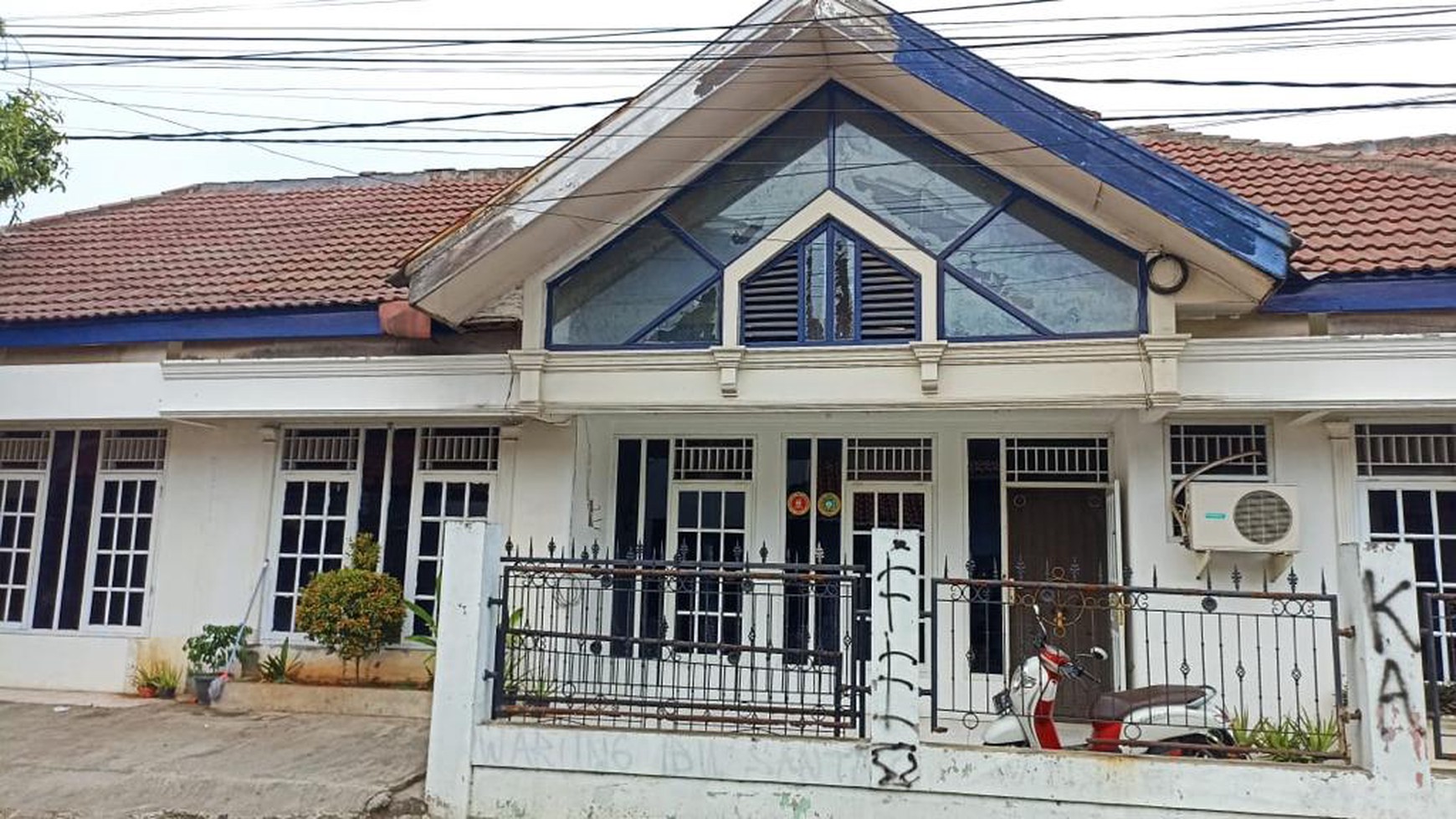 Rumah Pinggir Jalan Cocok Untuk Usaha @Sadamalun, Karawang Barat