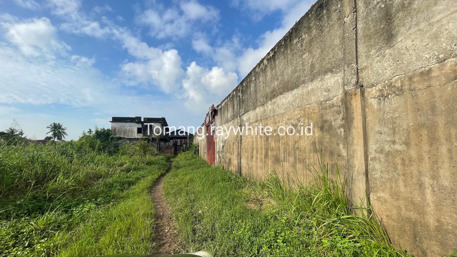 Tanah Sei Selincah. Strategis pinggir sungai Musi. Akses Vessel / Tongkang. Cocok industri atau Pariwisata