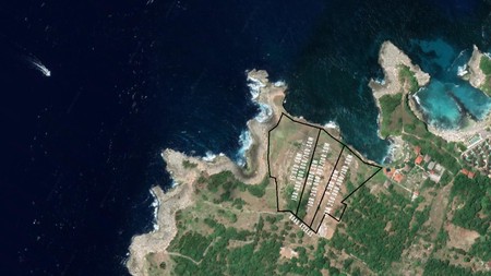 Freehold - Oceanfront Paradise Spectacular Land for Sale on Ceningan Island with Sunset Views