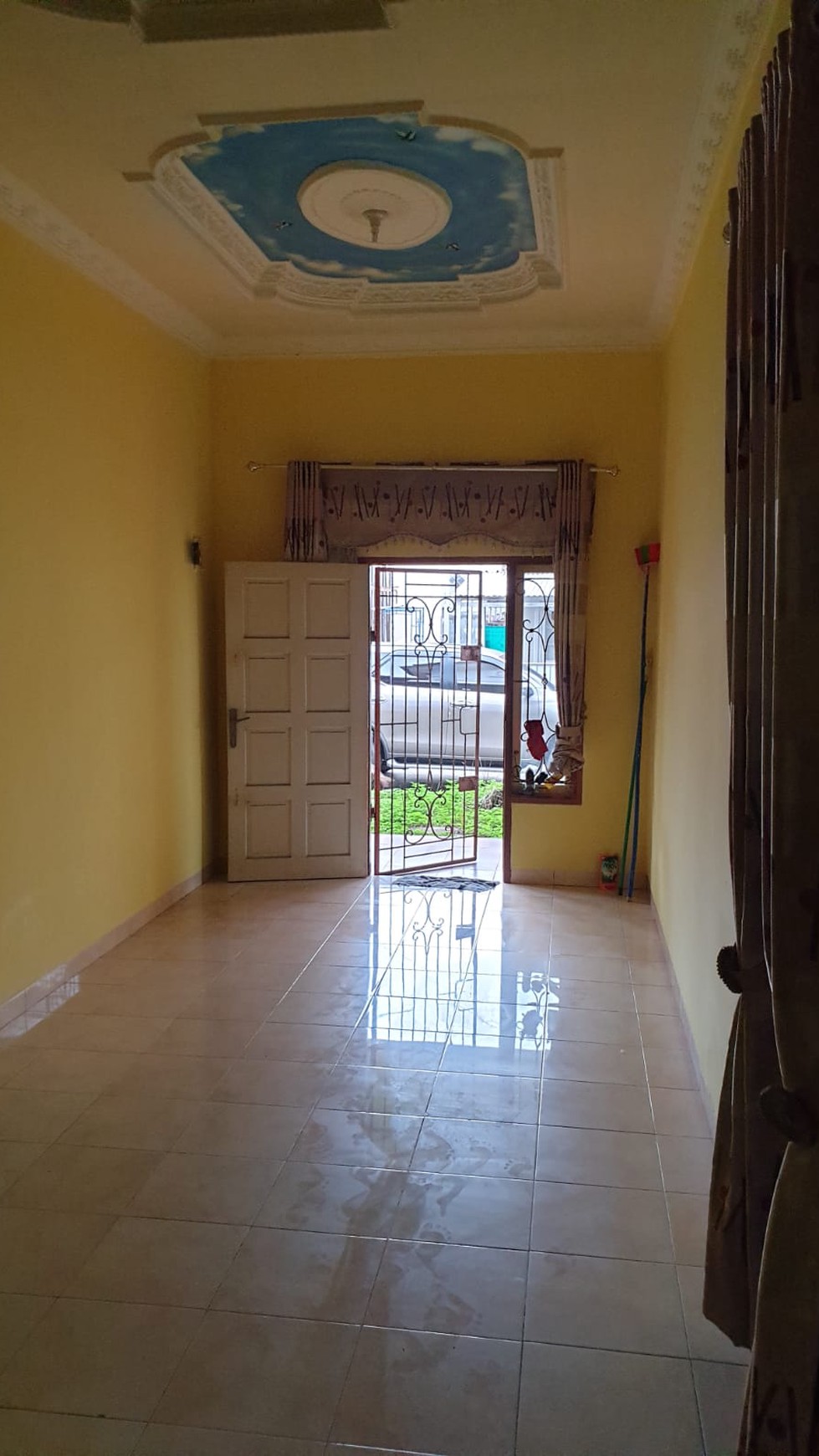 Rumah dijual di Villa Gardena-4