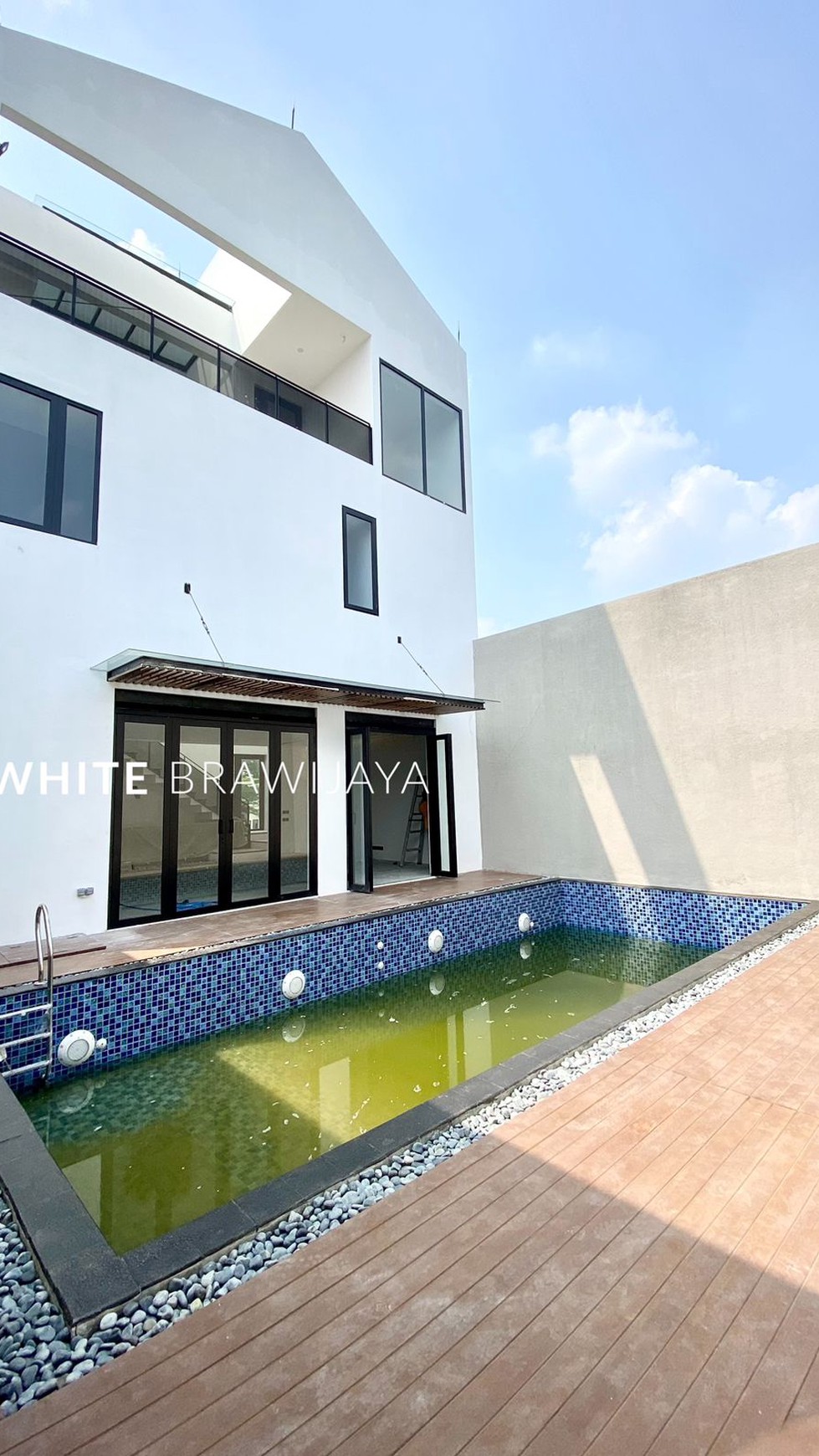 Rumah Baru Dalam Townhouse Elite Kemang Ampera 