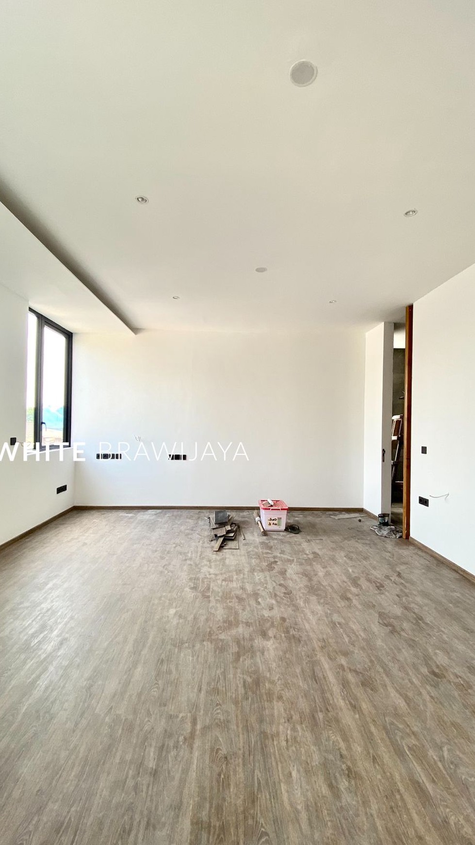 Rumah Baru Dalam Townhouse Elite Kemang Ampera 