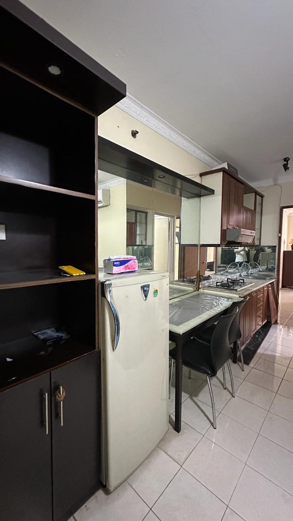 FOR SALE Apt. Permata Eksekutif KebonJeruk