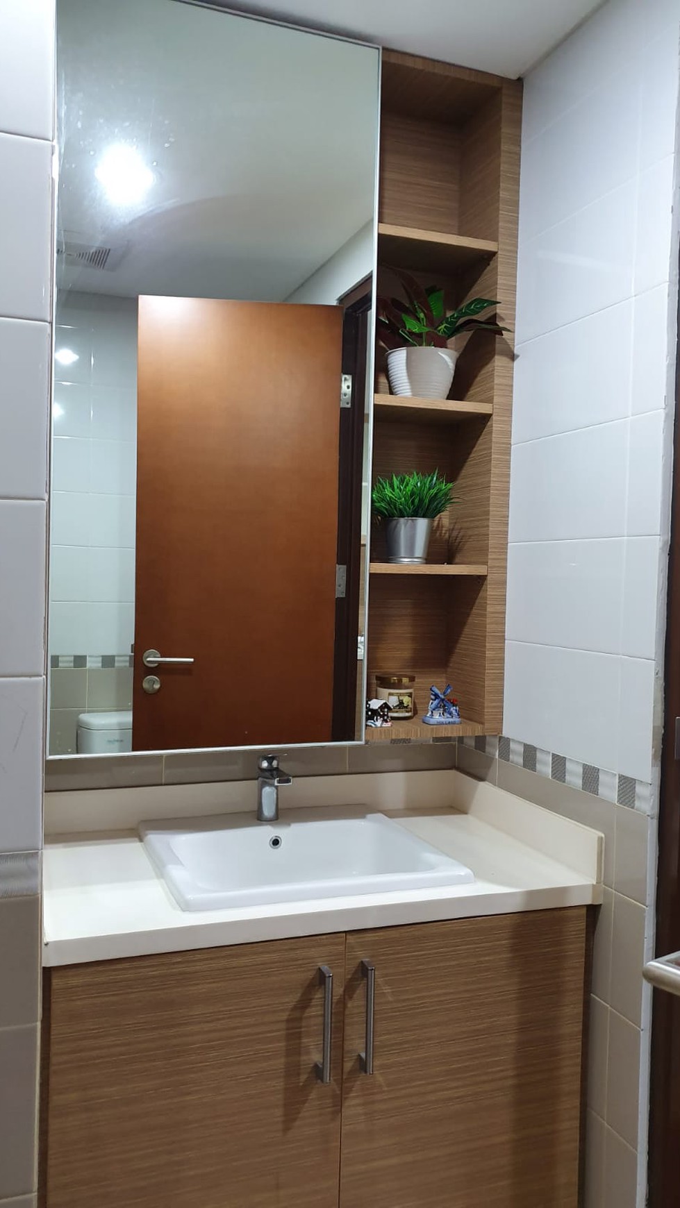 Dijual Cepat Apartemen The Royal Olive  Strategis Jakarta Selatan  2 BR Furnished