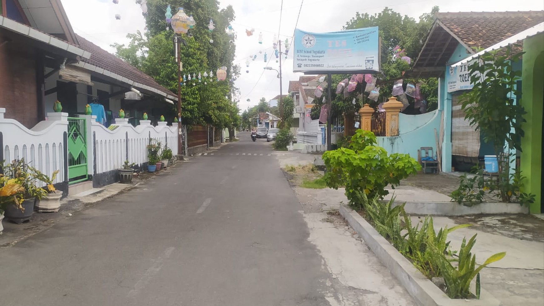 Rumah Tinggal 6 Kamar Lokasi Dekat Kebun Binatang Gembira Loka