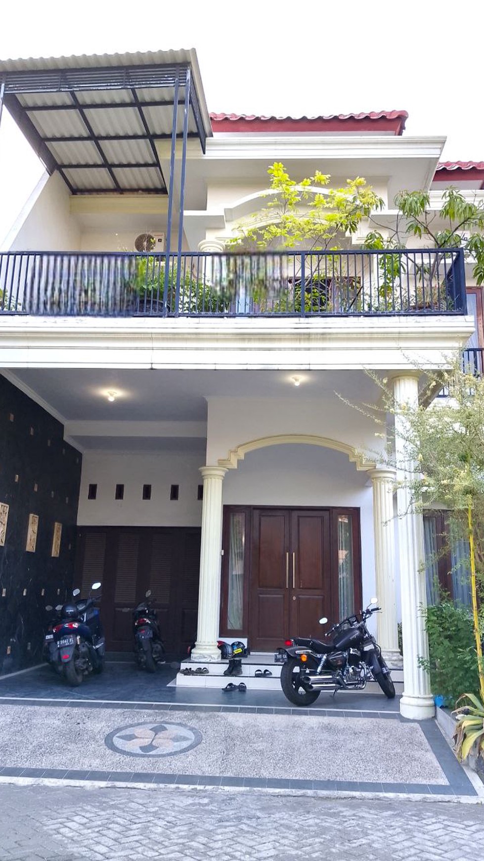 RUMAH TENGAH KOTA SURABAYA ROYAL KETINTANG REGENCY