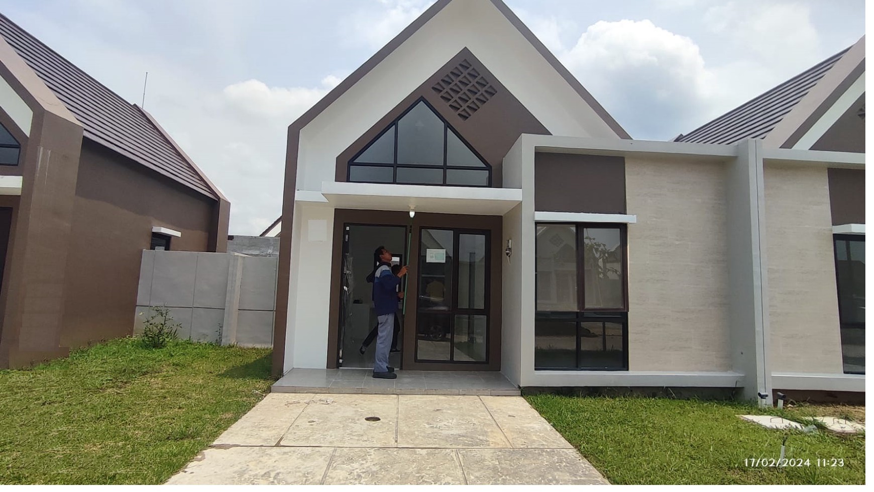 Rumah disewakan  di Burgundy Podomoro Tenjo, Bogor