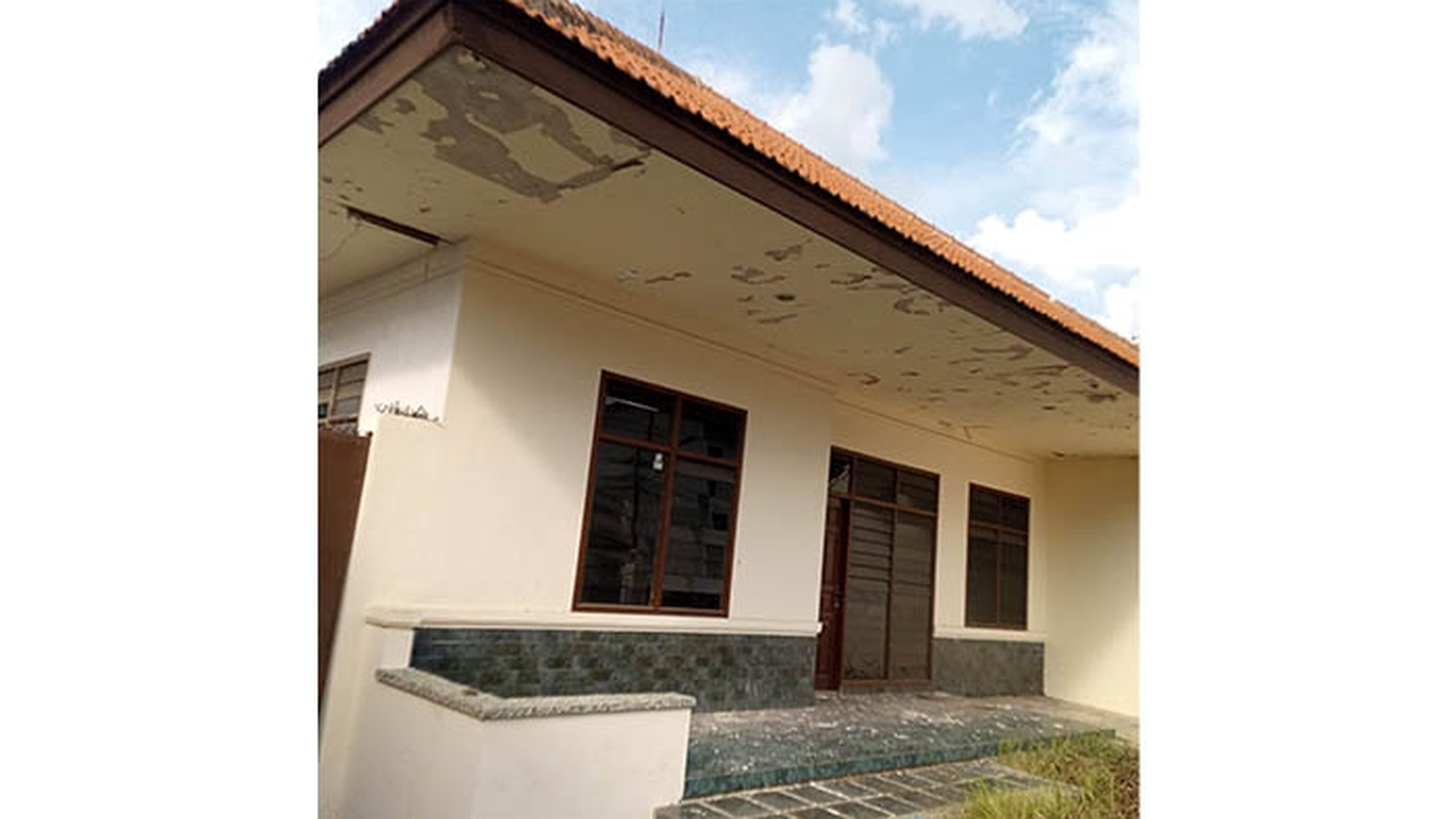 Rumah Jl Mojo Arum, Gubeng, Surabaya, Luas 905m2