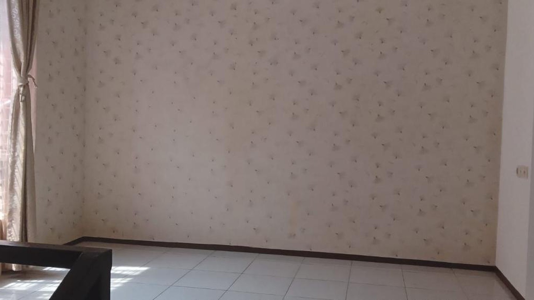 Dijual Rumah 2 lantai di Kejaksaan, Kreo Tangerang