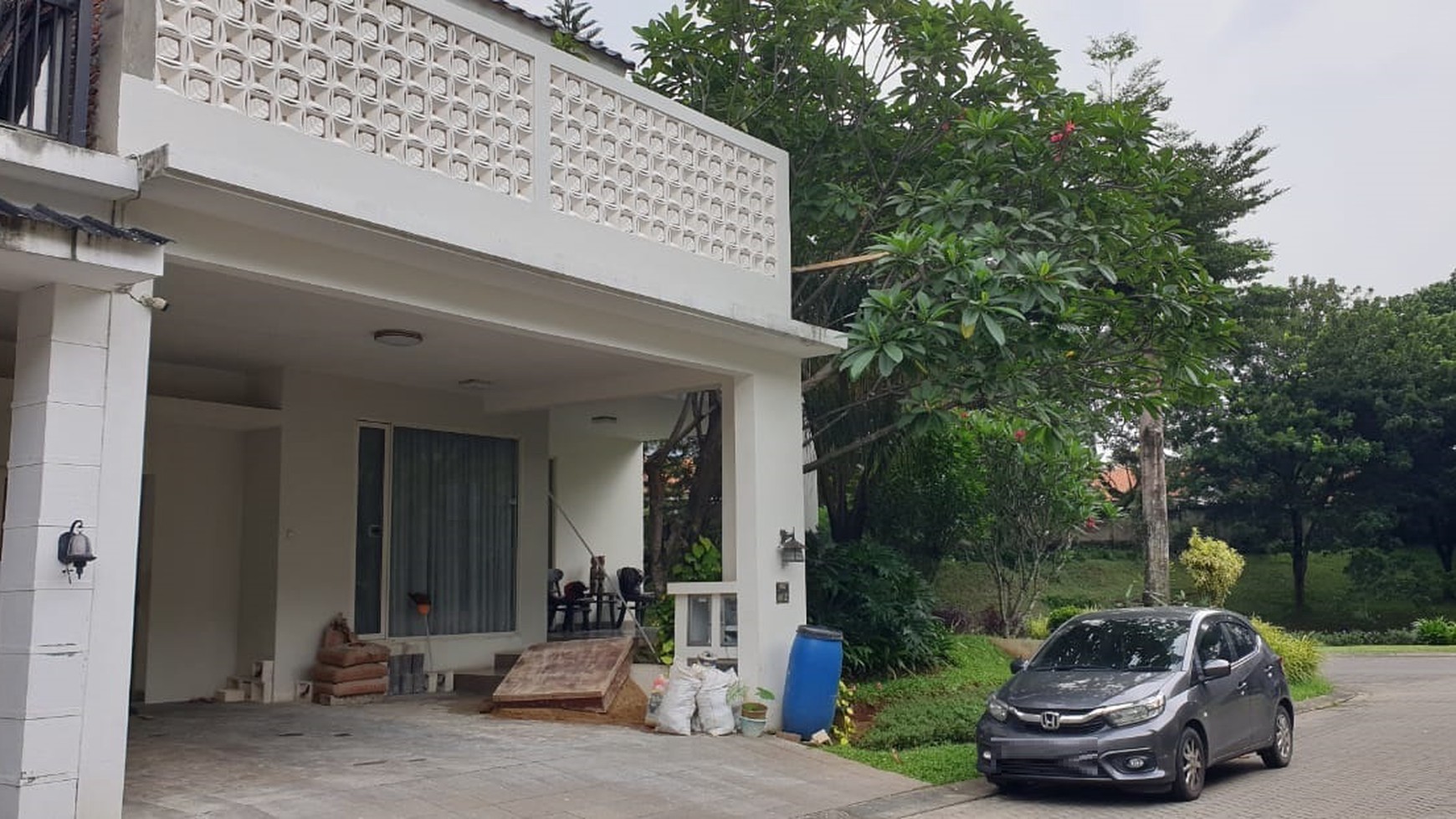 Rumah Cantik, Asri Keamanan 24 jam dalam Cluster di Bintaro