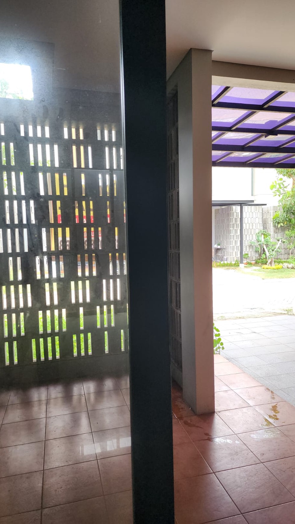Rumah Minimalis dalam Cluster, keamanan 24 jam di Bintaro