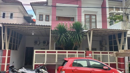 Rumah cantik siap huni dalam cluster di Hilda Regency Jambangan Indah Surabaya