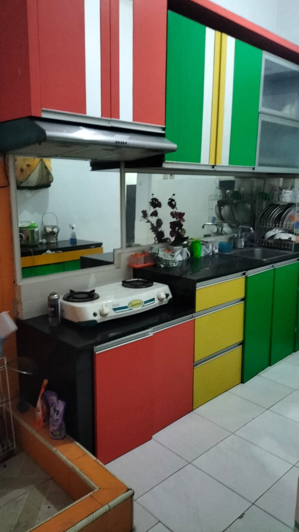 Rumah cantik siap huni dalam cluster di Hilda Regency Jambangan Indah Surabaya