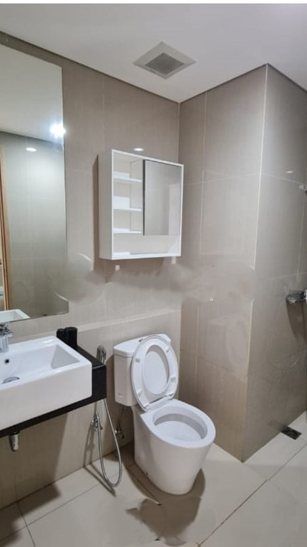 Apartemen lux, siap huni , bagus di bintaro