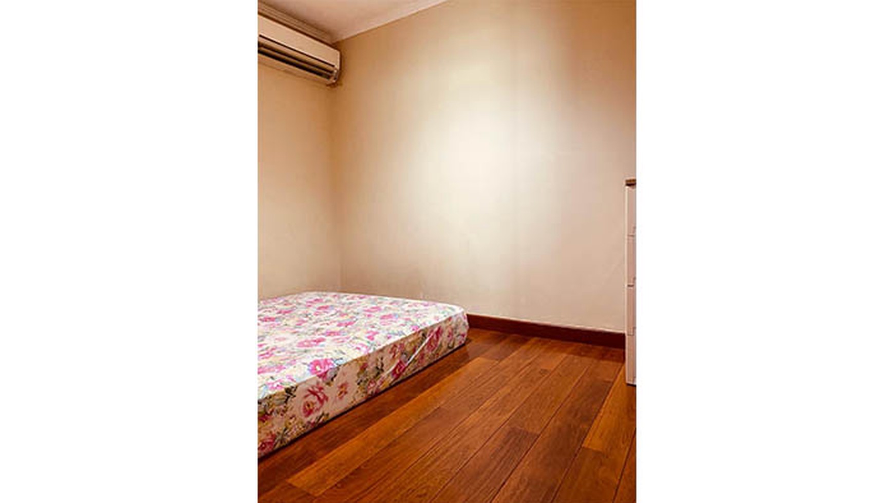 Apartemen French Walk Lyon Garden, Kelapa Gading Luas 85m2