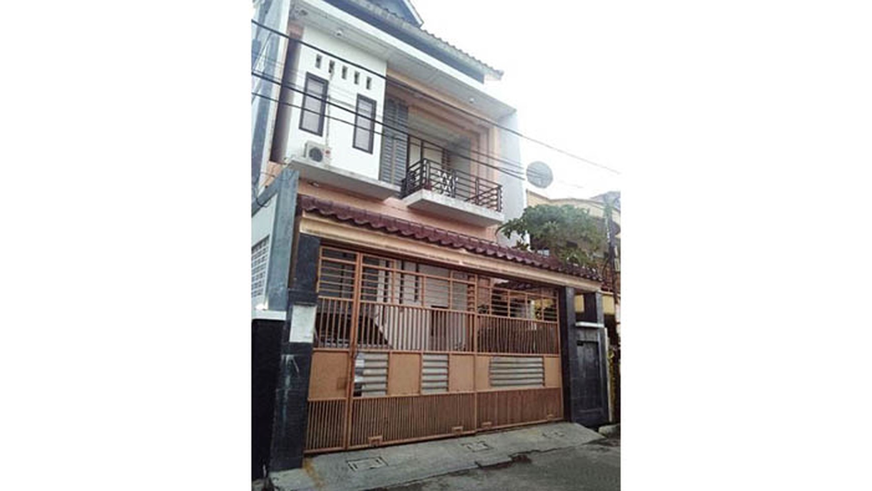 Rumah Kelapa Sawit, Kelapa Gading, Luas 8x20m2