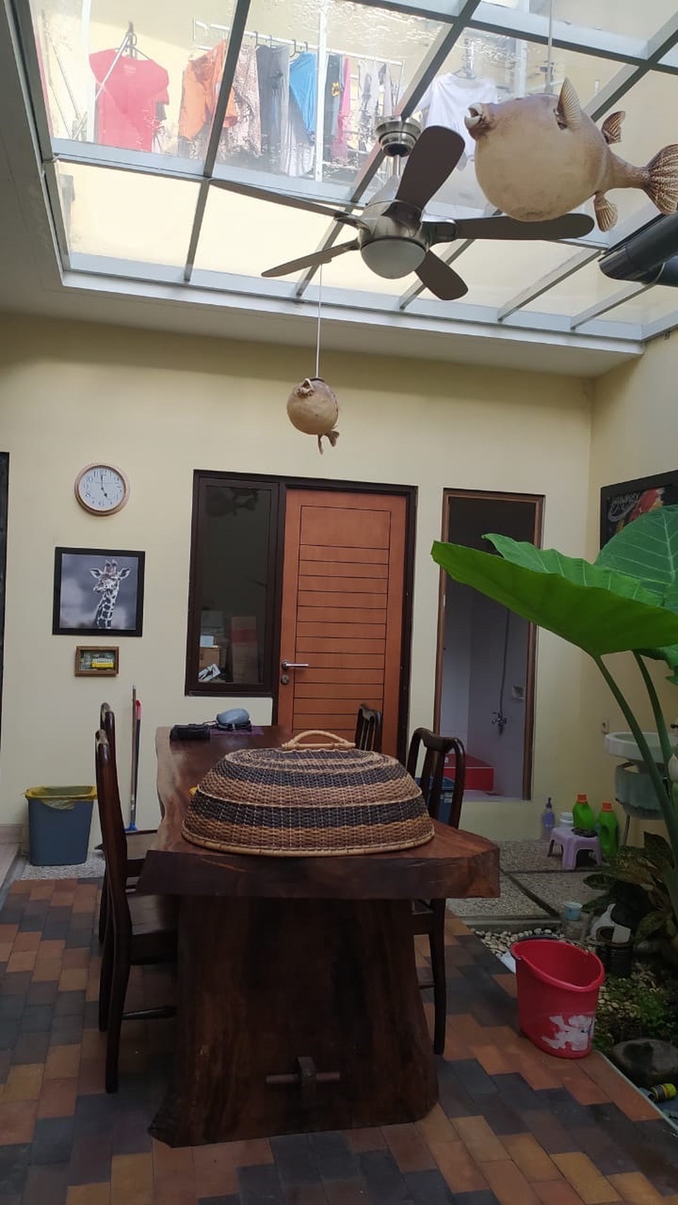 Dijual rumah renov 2 lantai di Harapan Indah, Bekasi Barat