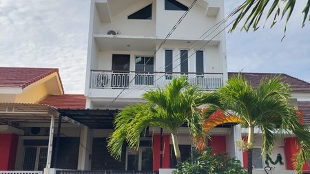 Dijual rumah 2 lantai full renov di Harapan indah, Bekasi Barat