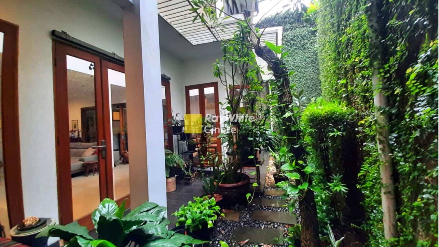 Pondok Indah Rumah siap huni 