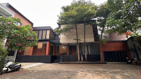 Rumah Bagus Di Jl Kav KPBD Kebayoran Lama Jakarta Selatan