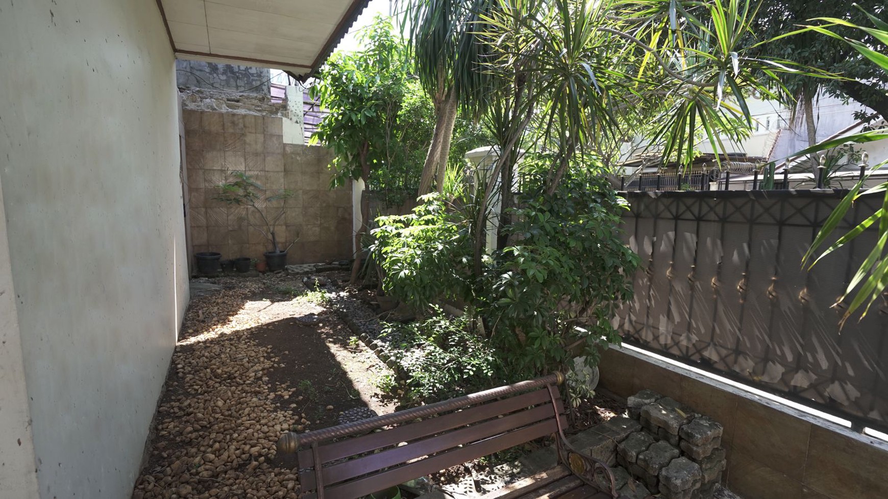 Rumah Lokasi Tengah Kota di Tebet, Jakarta Selatan