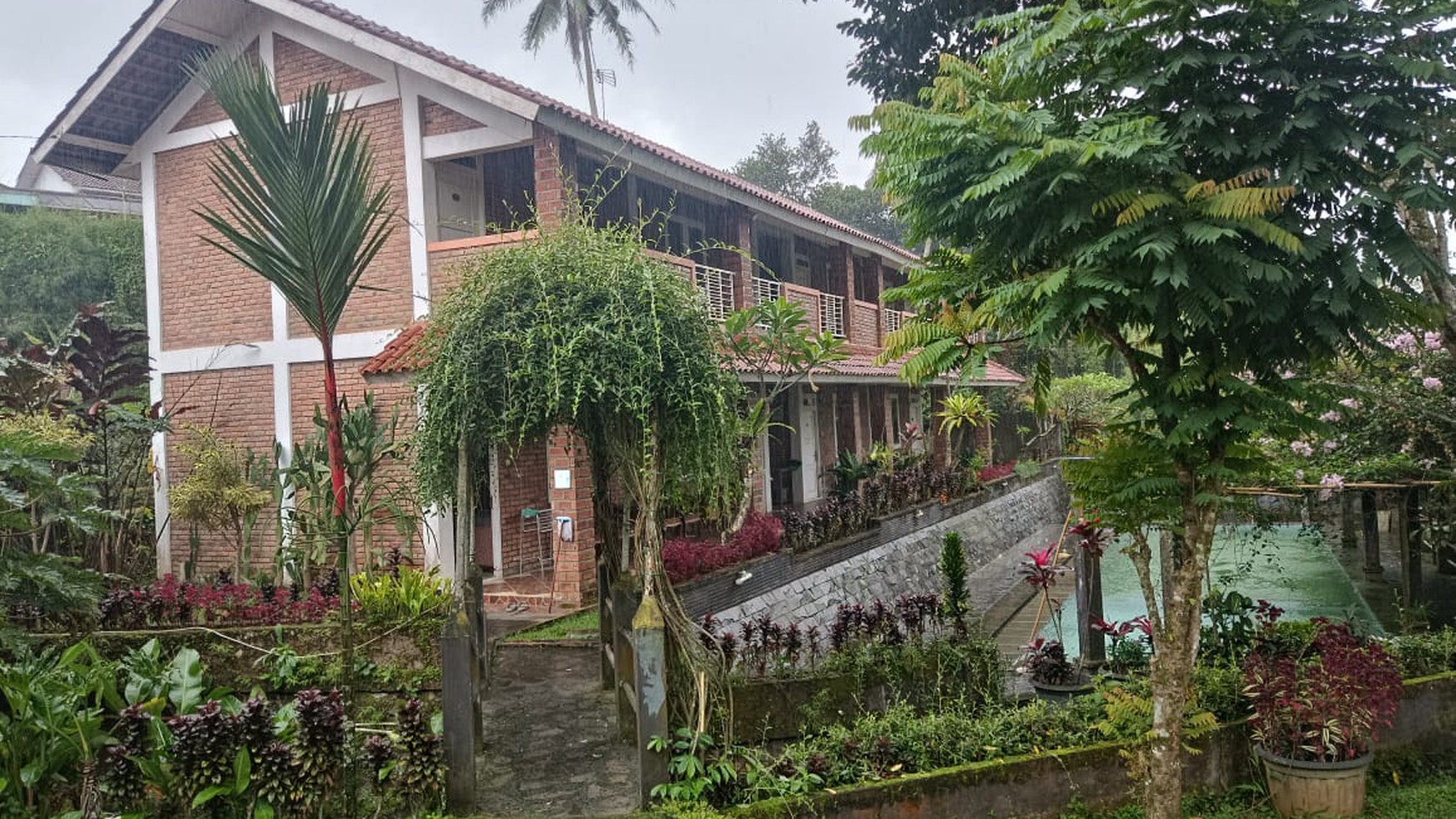 Di Jual Villa Asri Sejuk di  Kampoeng  Katineung Cipanas - Cianjur