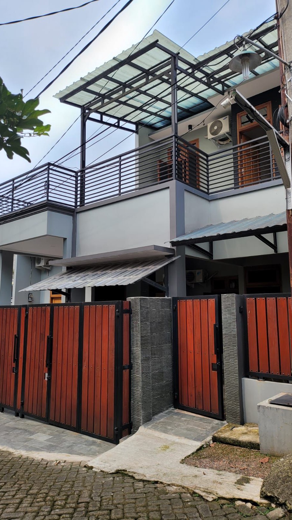 Rumah Bagus Di Bukit Rivaria Sawangan Depok Jawa Barat