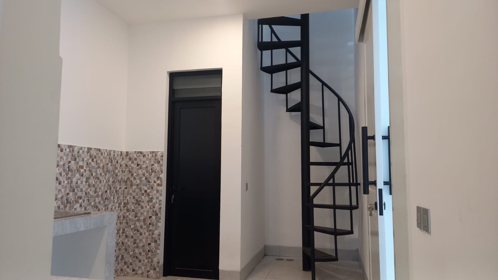 Rumah di Sektor 9 Bintaro, cluster dg fasilitas lengkap sport center  mesjid...